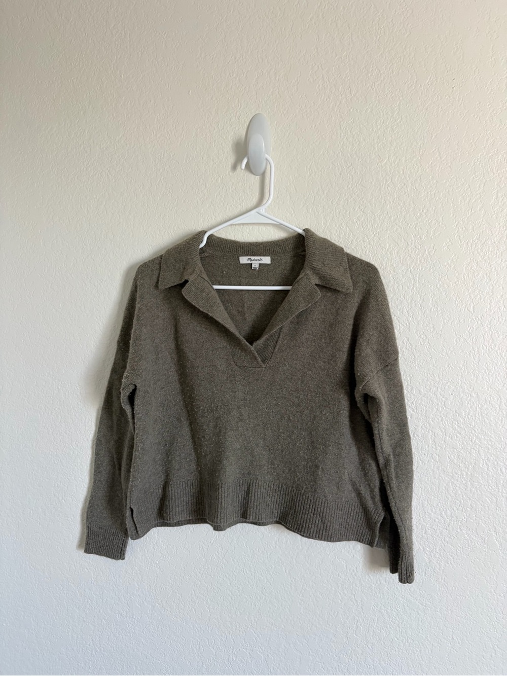 Madewell Collared V-Neck Knit Sweater in Olive